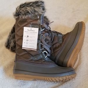 BNWT BearPaw snow boots
